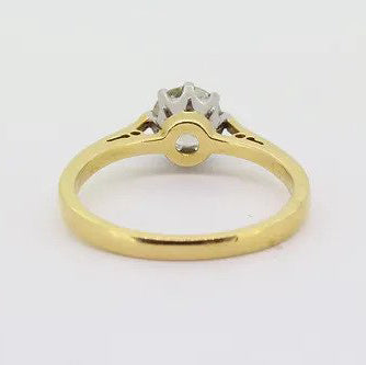 Classic 0.73ct Diamond Solitaire Engagement Ring