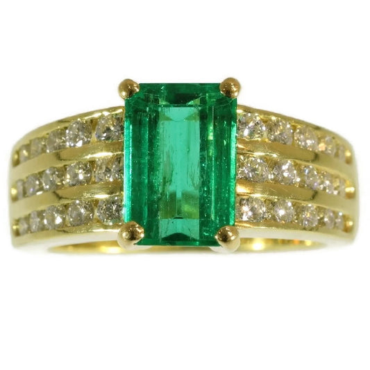 Vintage Kutchinsky 2.33 Carat Natural Emerald and Diamond 18 Carat Yellow Gold Ring