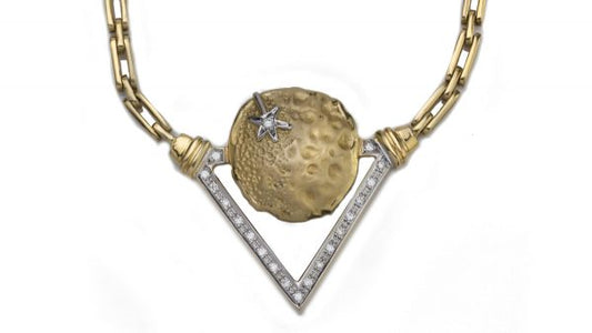 Vintage 18ct Yellow Gold Chain Necklace with Diamonds; set with 0.38cts round brilliant-cut diamonds in a geometric design. Circa 1970s