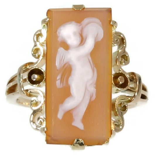 Antique Victorian Angel Cameo Gold Ring