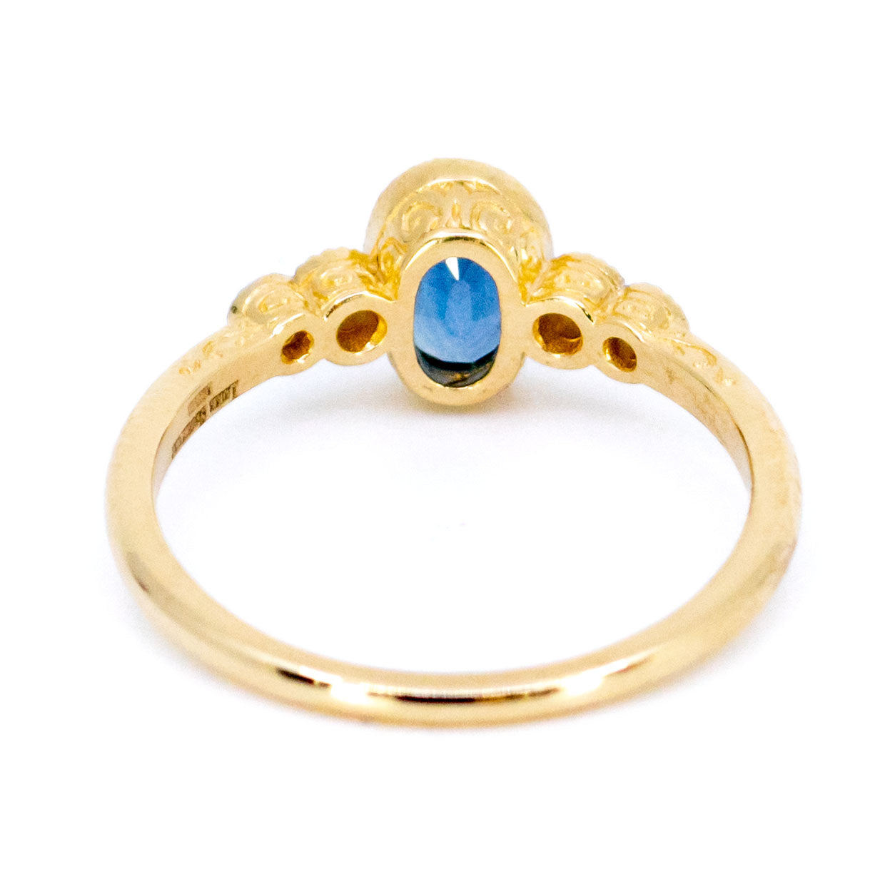 Diamond Sapphire 14 Carat Gold Oval-Shape Ring