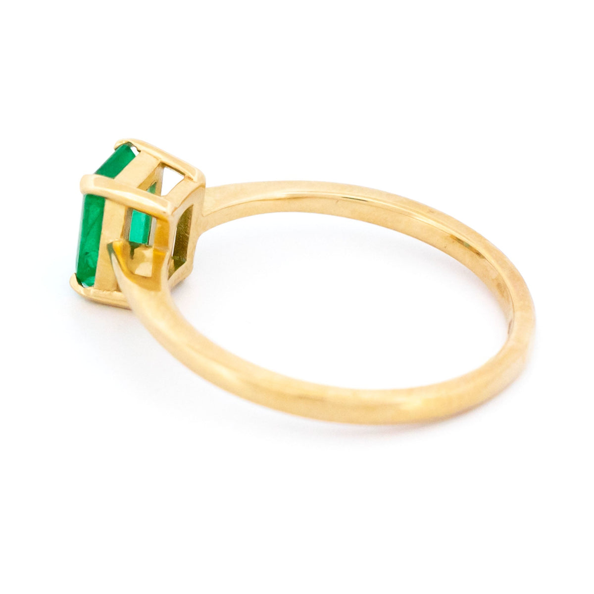 Emerald 14ct Solitaire Engagement Ring