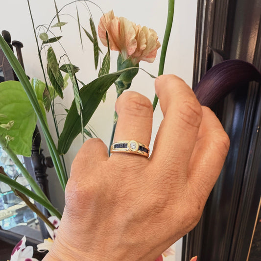 Vintage Punto Luce Diamond Ring with Sapphire Shoulders in 18ct Yellow Gold