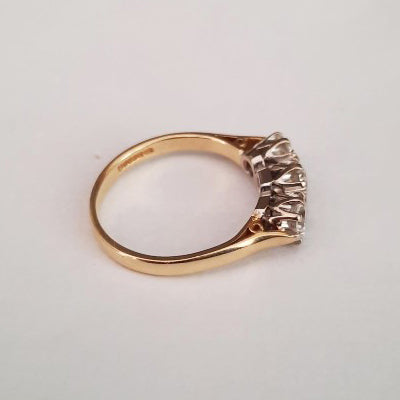 Three stone diamond ring 1.00 carat total