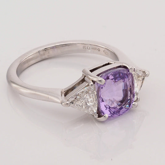 English Deco Style Platinum Ring with 2.68 Ct Ceylon Violet Sapphire & Diamond