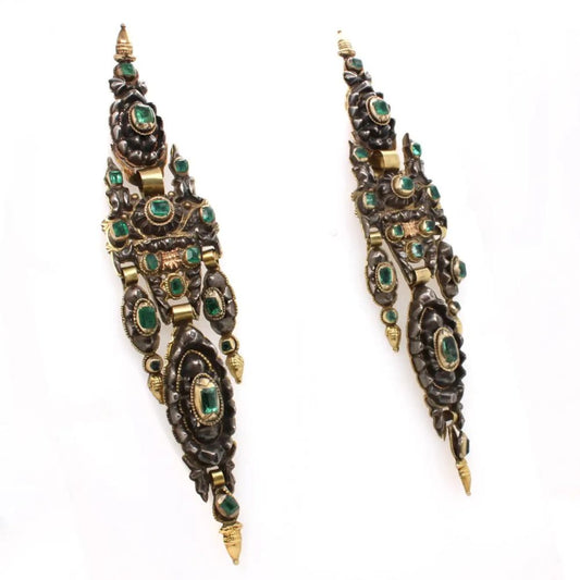18th Century Antique Iberian Emerald Chandelier Earrings