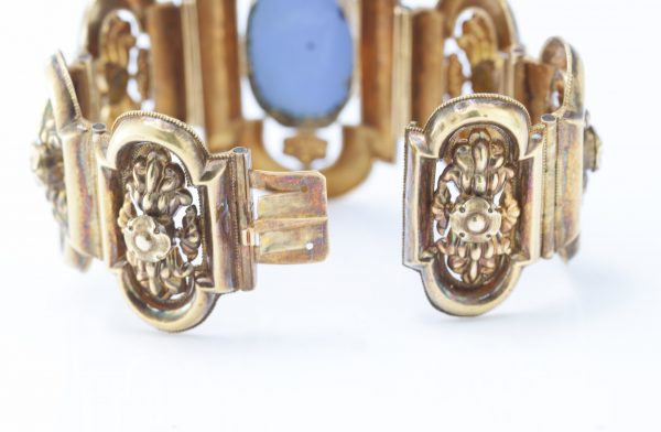 Antique 19th Century 18ct Gold Bracelet Depicting A Putto