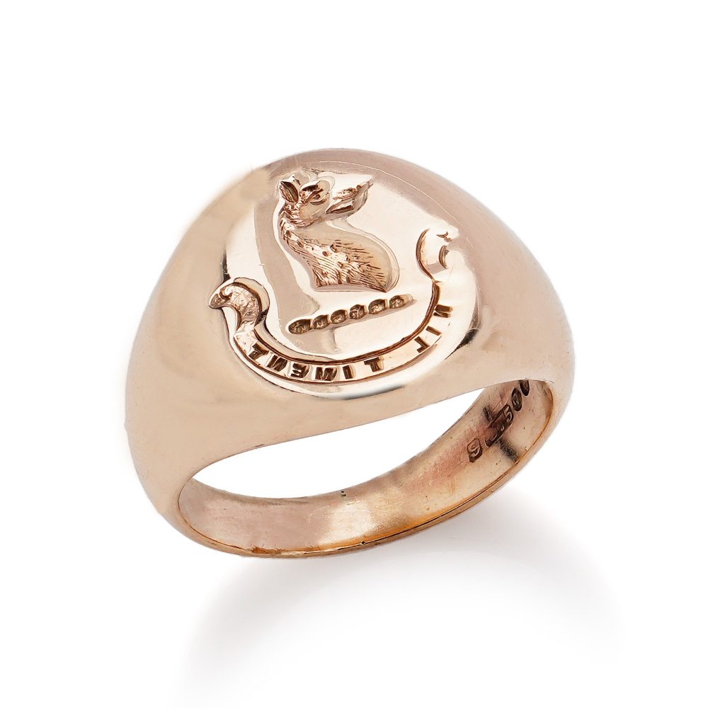 Vintage gold signet ring.