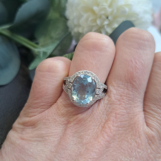 4.63ct Oval Aquamarine and Diamond Cluster Dress Ring with split shoulders