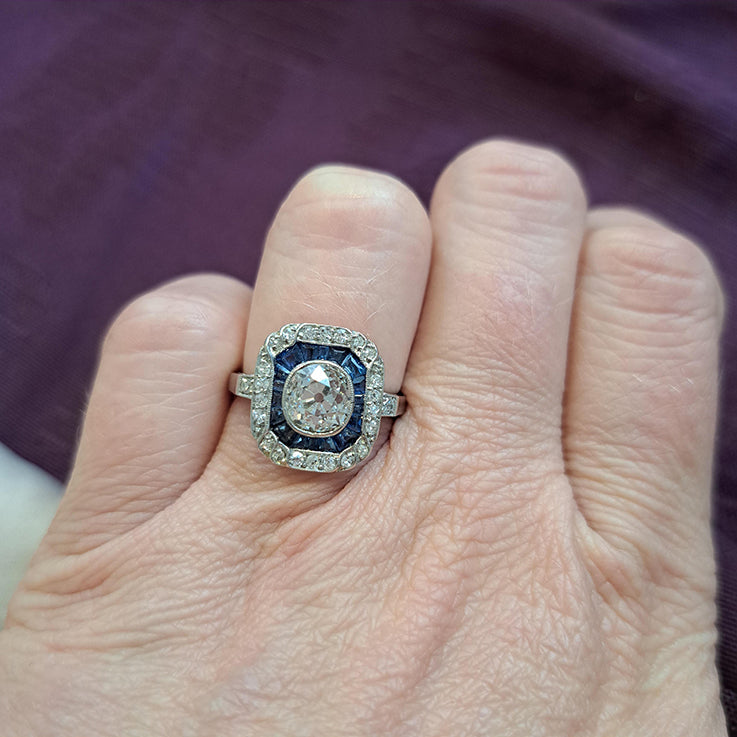 Antique Art Deco Sapphire Diamond and Platinum Ring, 1.30 carats