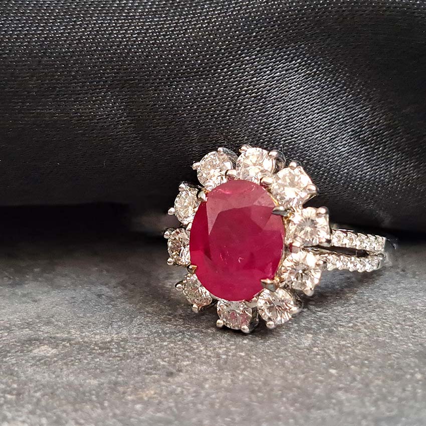 Contemporary 2.67ct Ruby and Diamond Floral Cluster Ring