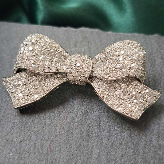 Art Deco 2.91ct Old Cut Diamond Bow Brooch in Platinum