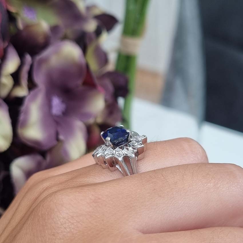 Vintage Retro Natural Sapphire and Diamond Cluster Dress Ring