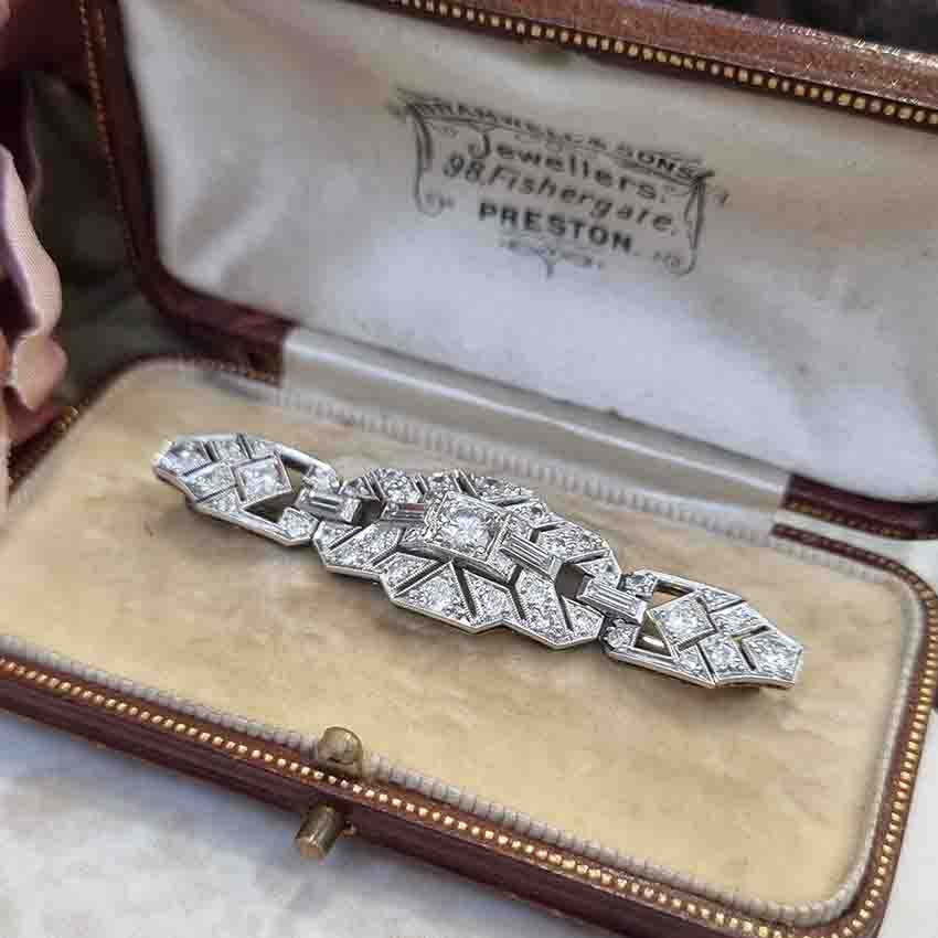 Vintage Diamond Brooch in Platinum
