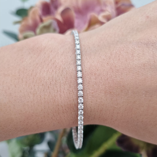 3ct Brilliant Cut Diamond Line Tennis Bracelet in 18ct White Gold