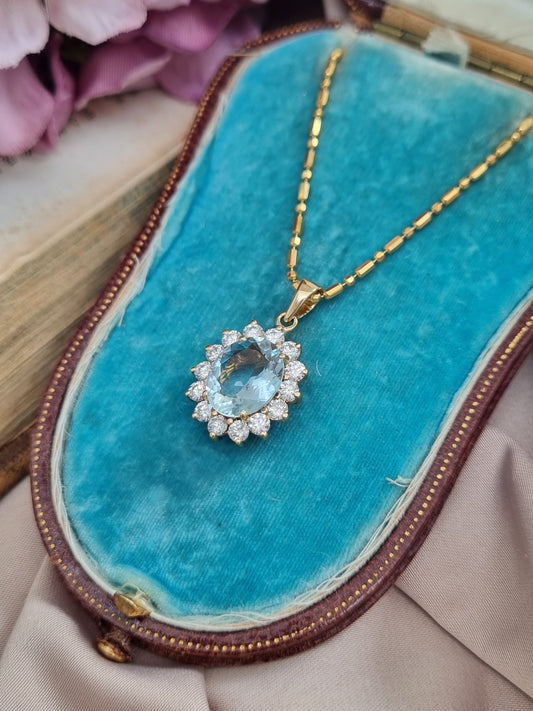 Aquamarine and Diamond Pendant D1.40 Aq3.5