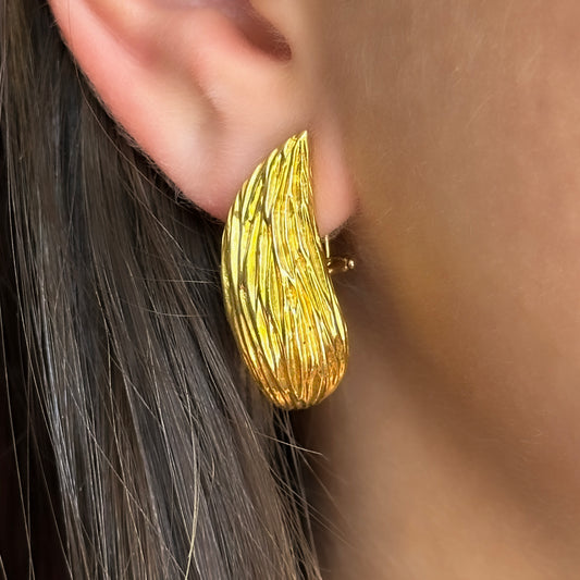 Vintage Kutchinsky 18ct Yellow Gold Textured Earrings