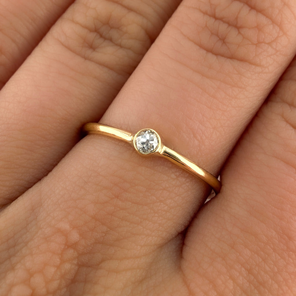0.10ct Diamond Single Stone Engagement Ring
