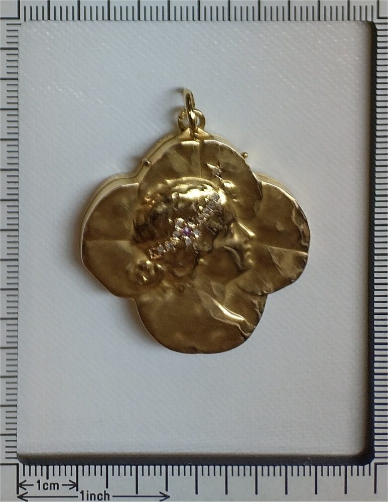 Art Nouveau 18ct Yellow Gold Four Leaf Clover Locket Pendant