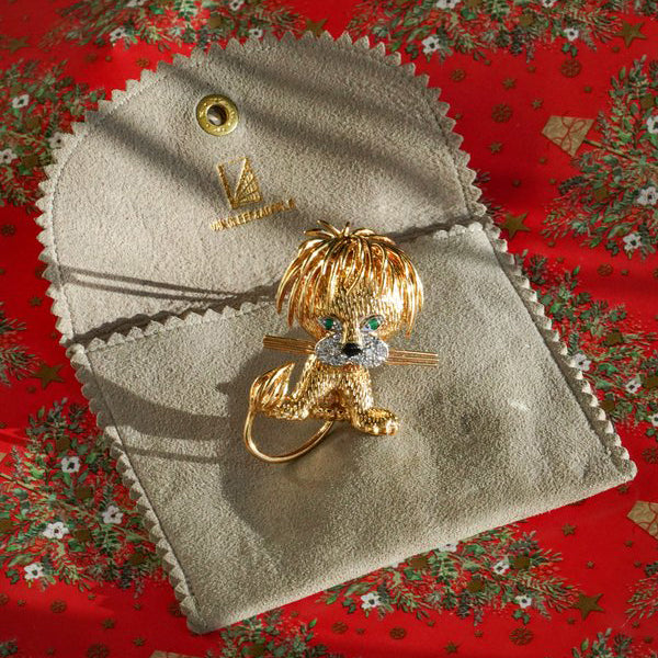 VCA Lion Ebouriffe lion clip brooch