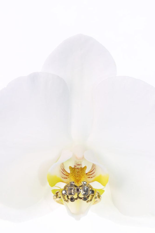 Baroque 18 Carat Yellow Gold Ring With Table-Cut Diamonds