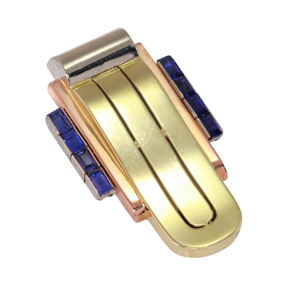 Vintage sapphire clip in tri-colour gold.