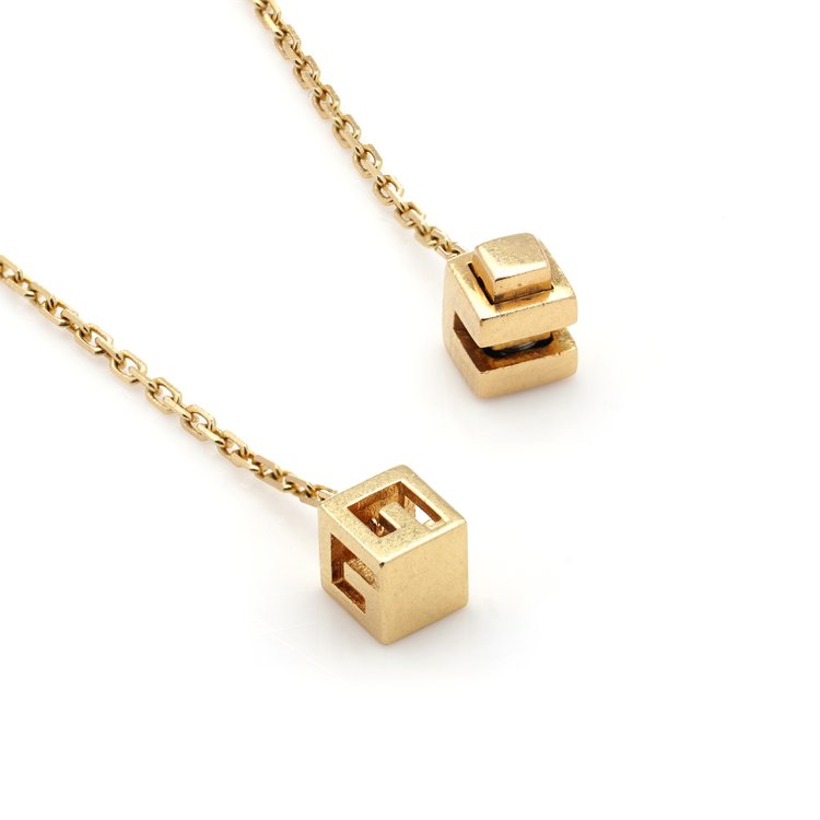 Gucci 18ct Yellow Gold Long Chain Necklace with G Logo Cubes