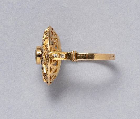 French 18ct Gold Sapphire & Diamond Ring