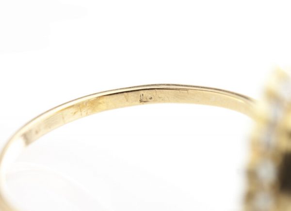 3.5ct Aquamarine and Natural Pearl Oval Cluster Ring, in 18ct Yellow Gold