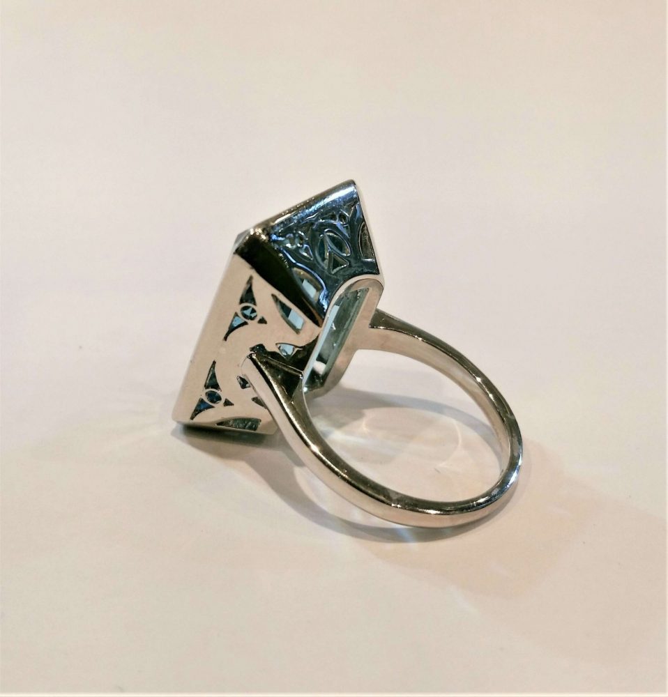 Vintage Single Stone 22ct Aquamarine Ring, Circa 1980s