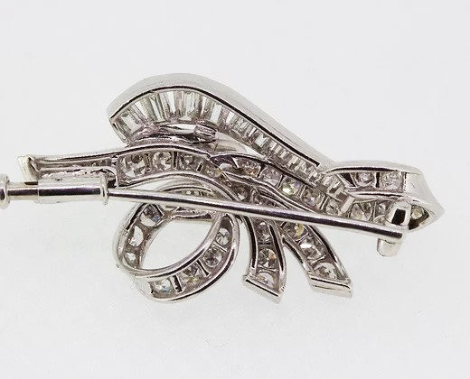 Vintage Diamond Bow Brooch in 18ct White Gold