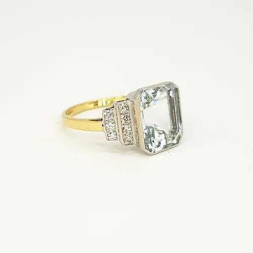 Emerald Cut Aquamarine and Diamond Ring, 4.00 carats
