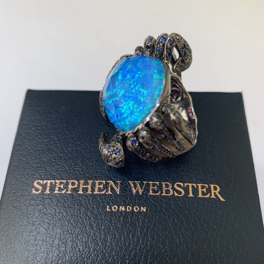 Stephen Webster Gold Sapphire Crystal Crab Ring