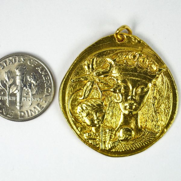 Virgin of the Lilies 18ct Yellow Gold Pendant