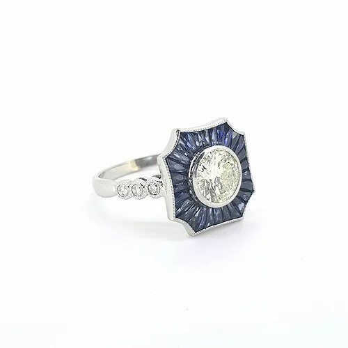 Contemporary Diamond and Sapphire Cluster Target Ring, 1.01 carats