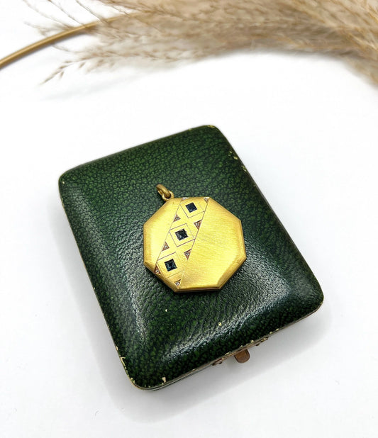 Vintage 15 Carat Yellow Gold Octagonal Shaped Sapphire and Diamond Locket, Circa 1930