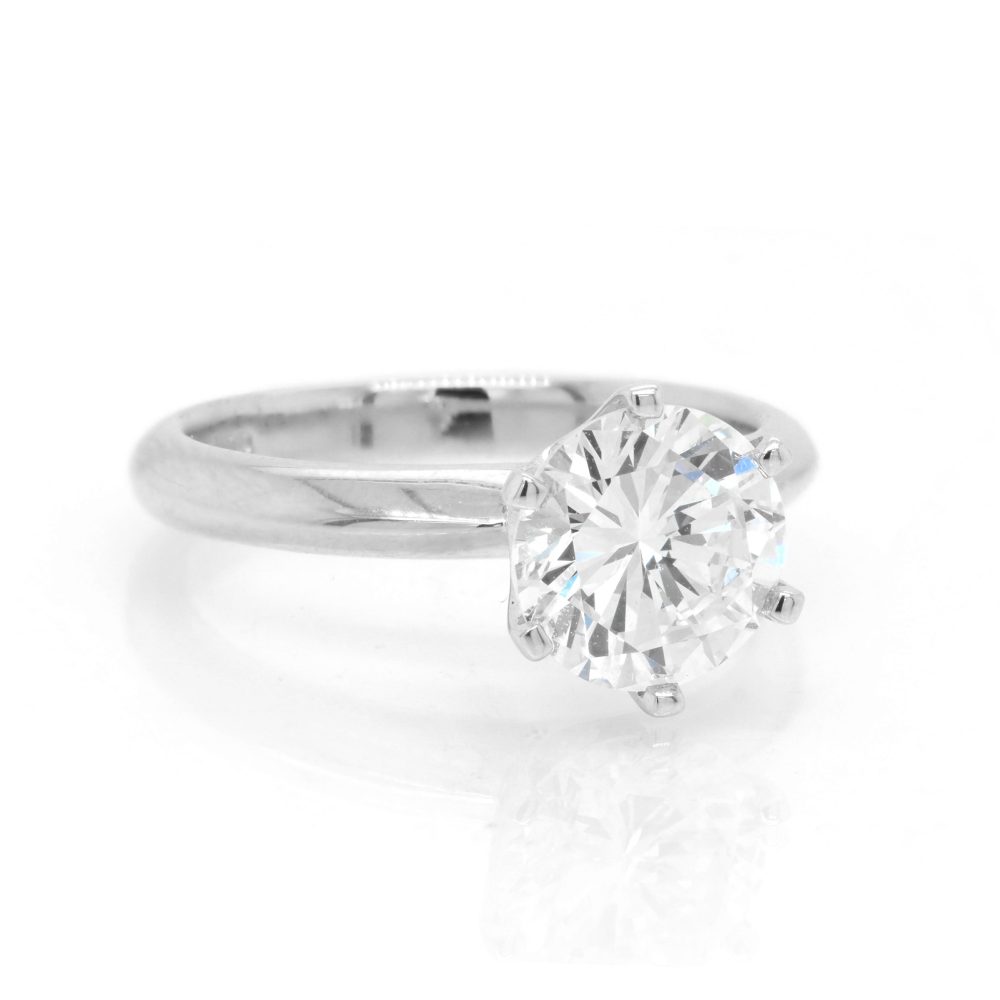 Diamond engagement ring in platinum.