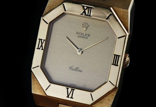 Vintage Rolex Cellini 18ct Yellow Gold 27mm Manual Watch, champagne dial, Roman numerals at 3 6 9 and 12, Rolex 18ct gold bracelet strap, Circa 1990’s