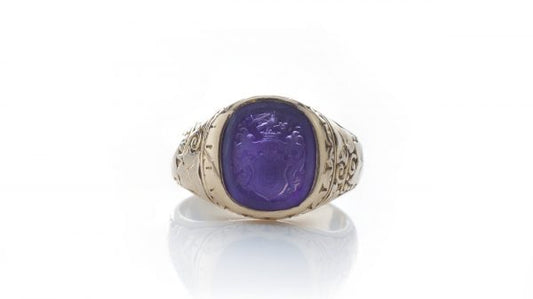Antique 19th Century Gents 18ct Gold Ring with Amethyst Seal