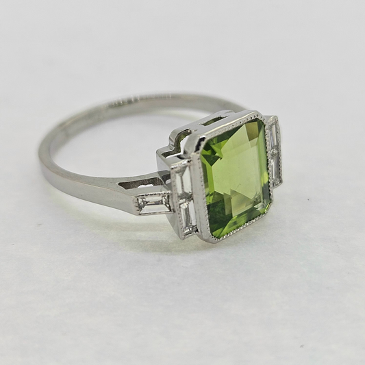 2.60ct Emerald Cut Peridot Ring with Baguette Diamonds in Platinum