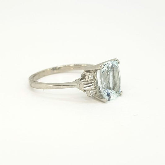 Aquamarine and Diamond Dress Ring in Platinum, 2.20 carats