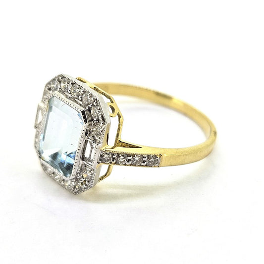 Modern 1.67ct Aquamarine and Diamond Cluster Dress Ring in Yellow Gold
