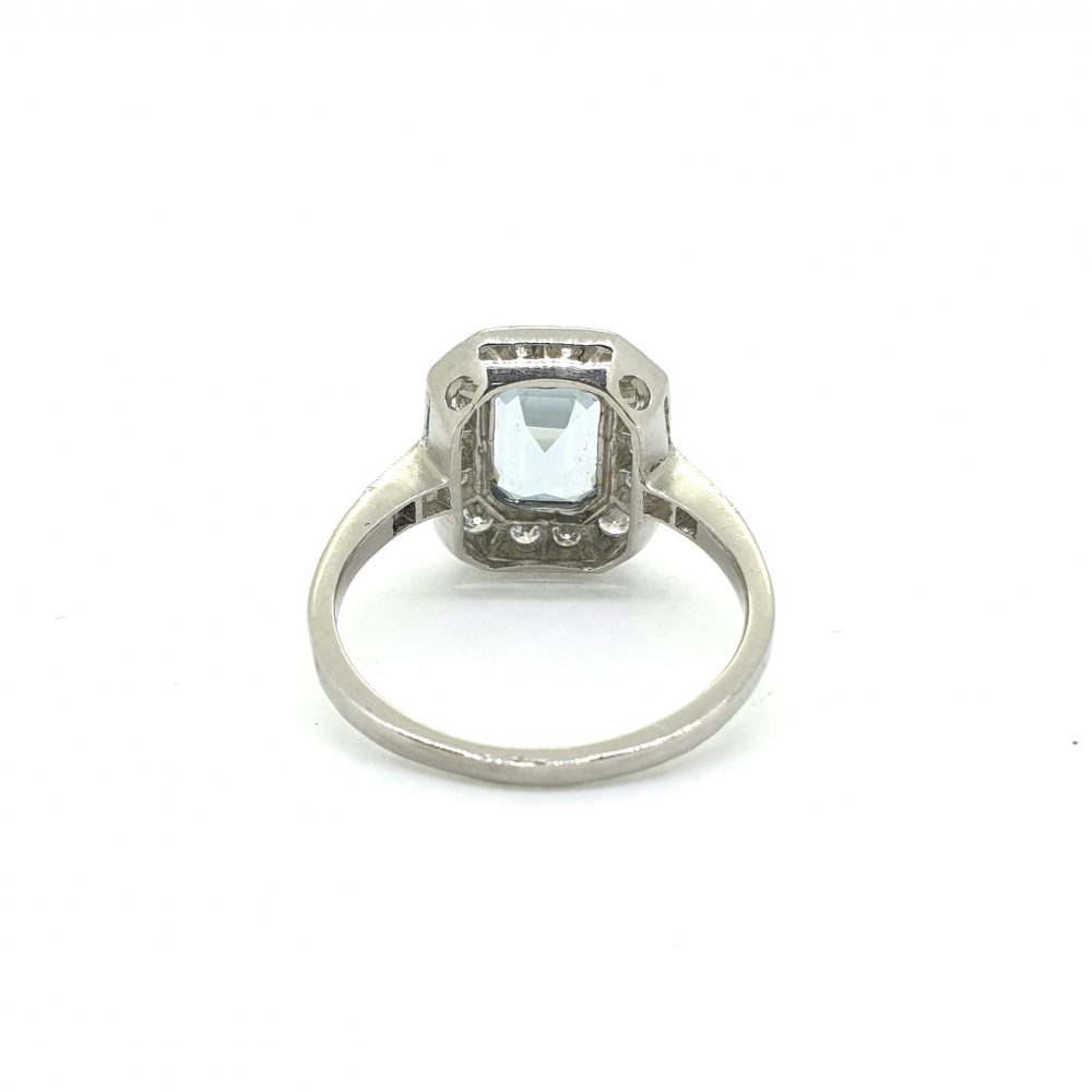 Modern 1.40ct Aquamarine and Diamond Tablet Ring