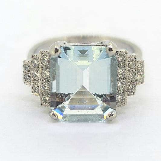 Aquamarine and diamond Cluster ring A4.50 D.35 Platinum