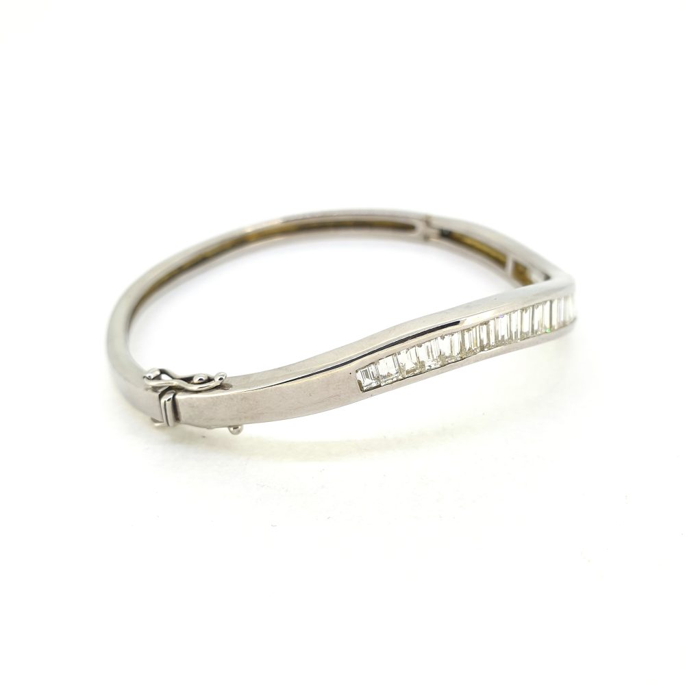 1.80ct Baguette Cut Diamond Set White Gold Bangle Bracelet