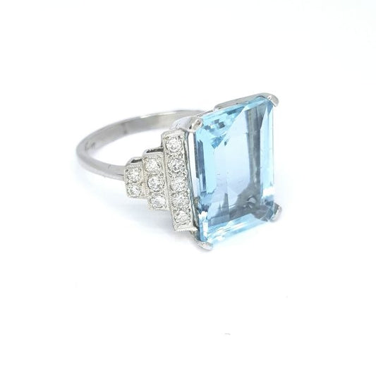 7.80ct Aquamarine and Diamond Cocktail Dress Ring