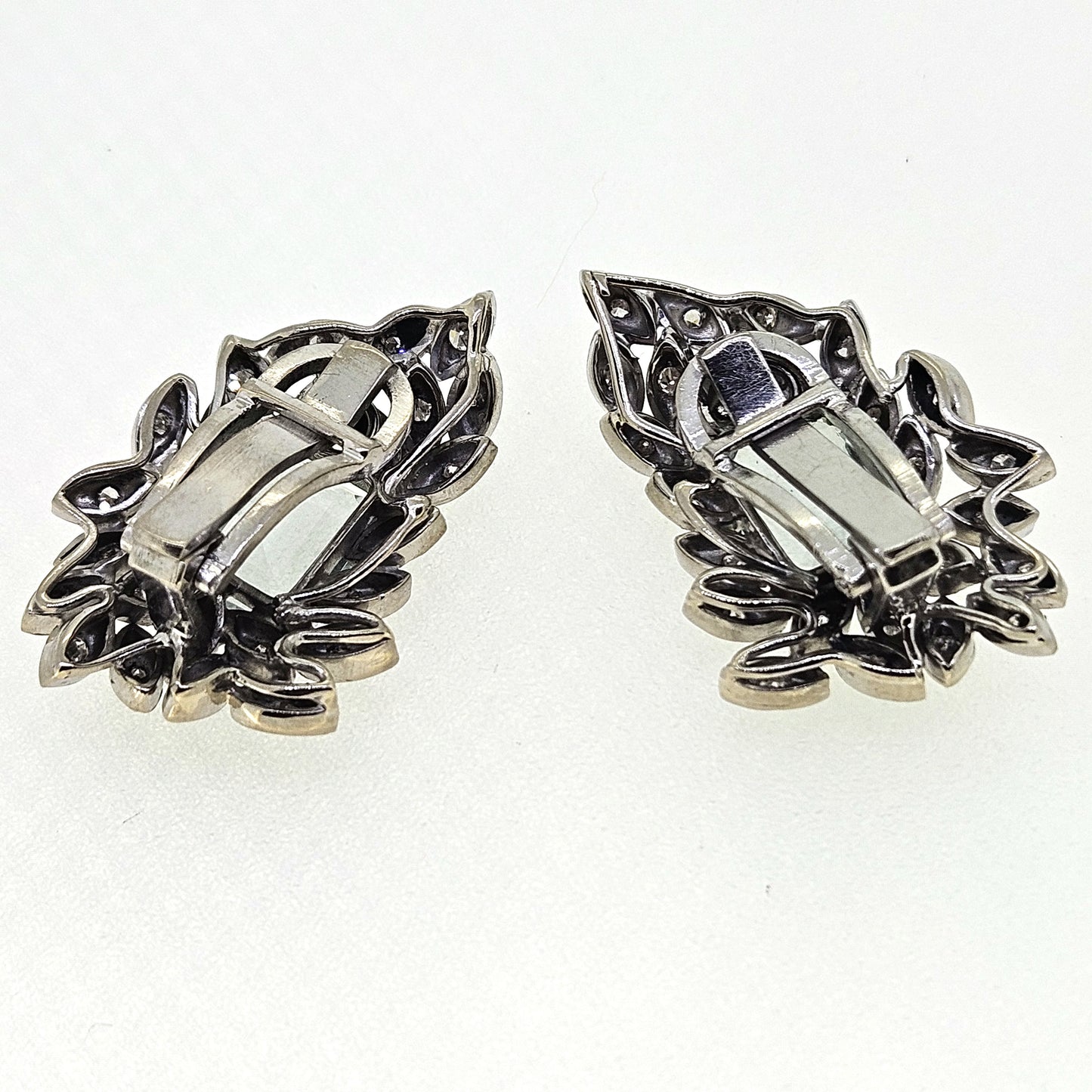 Aquamarine and Diamond earrings Aq4.0 D1.50est circa 1930