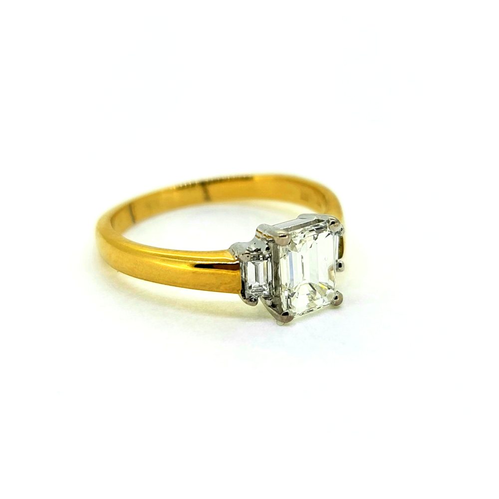 1.02ct Emerald Cut Diamond Engagement Ring with Baguette Sides