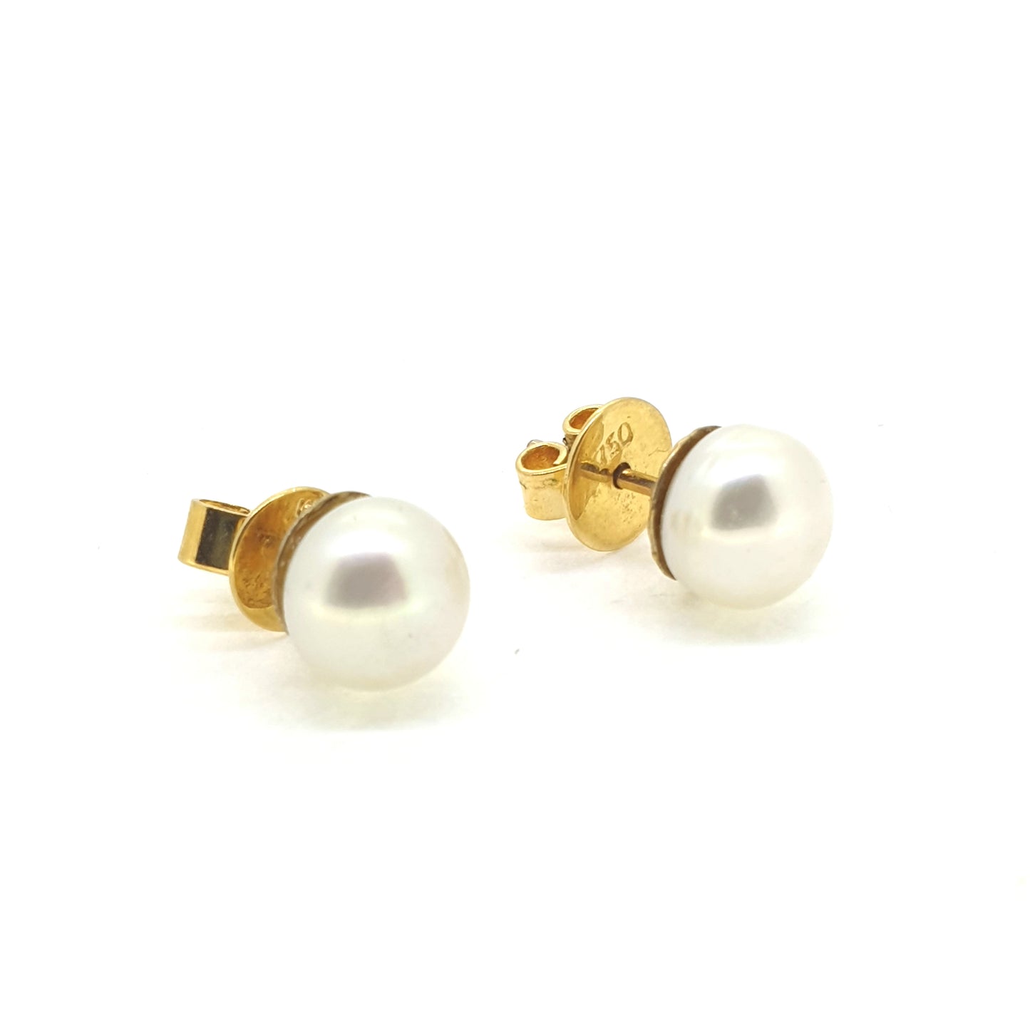 Pearl Stud Earrings in 18ct Yellow Gold