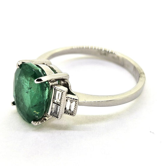 2.90ct Oval Emerald Solitaire Engagement Ring in Platinum with Baguette Diamond Shoulders